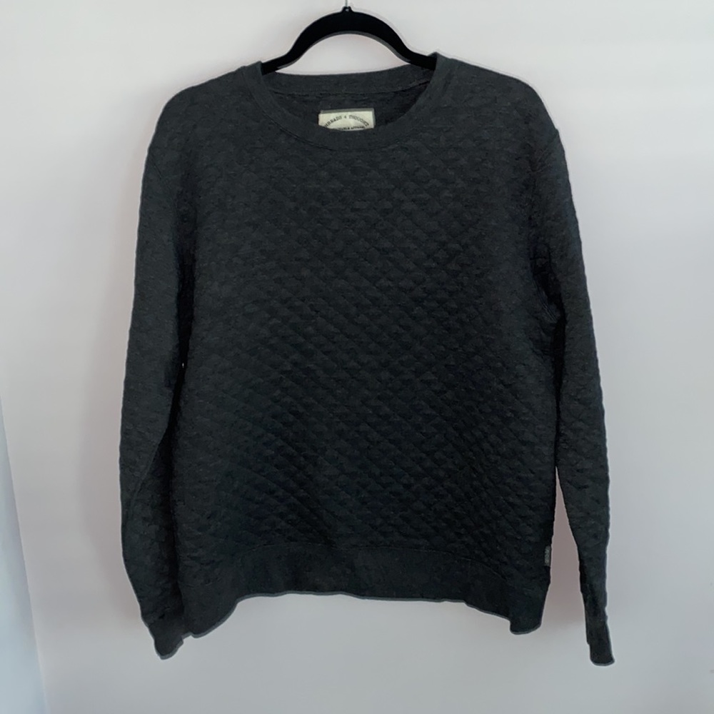 Threads 4 Thought Men’s Quilted Sweater (Large)
